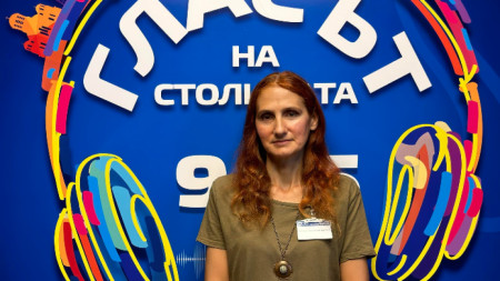 Писателката Невена Митрополитска гостува в Радио София