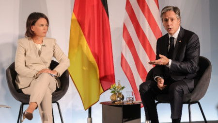 Германската министърка на външните работи Аналена Бербок и държавният секретар на САЩ Антъни Блинкън по време на срещата на Г-7 в Мюнстер - 3 ноември 2022