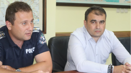 Директорът на ОДМВР-Видин старши комисар Петър Коцин (вдясно) даде информация за състоянието на престъпността в региона.