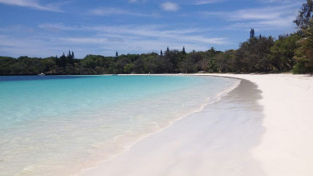 Нова Каледония се слави с райските си плажове.
