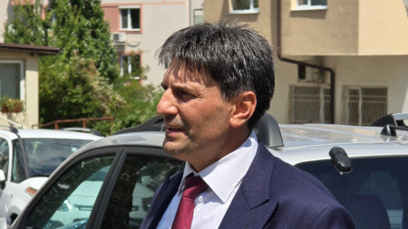 Любомир Николов