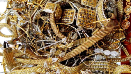 Златни и сребърни накити за 1 137 милиона лева са открити