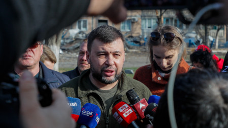 Сепаратистите в Украйна се изказаха за продължаване на бойните действия