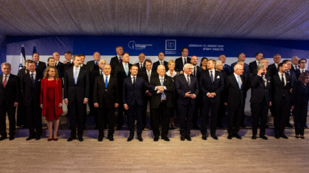 Световни лидери участваха в прием в резиденцията на израелския президент в сряда вечерта. 