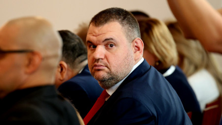 Делян Пеевски на заседанието на Комисията по правни въпроси на НС - 3 август 2023 г.
