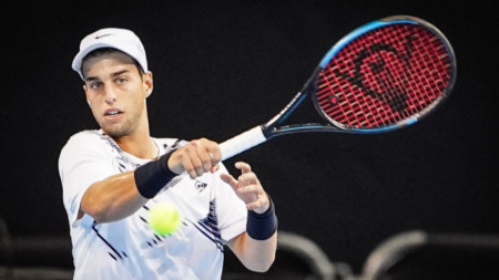 Българският тенисист Адриан Андреев отпадна след контузия на четвъртфиналите на