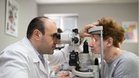 Глаукомата е хронично заболяване с прогресиращ характер което уврежда зрителния