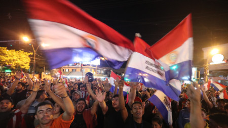 Граждани, недоволни от резултата от президентски избори в Парагвай, излязоха на шествие в Асунсион, Парагвай, 1 май 2023 г. 