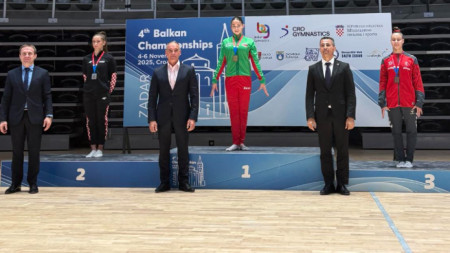 Кристин Кръстева със злато в многобоя на Балканиадата по спортна гимнастика