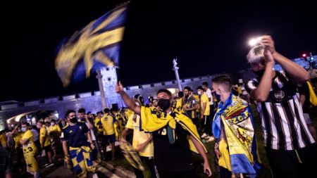 Привържениците на Кадис празнуват завръщането в Ла Лига.