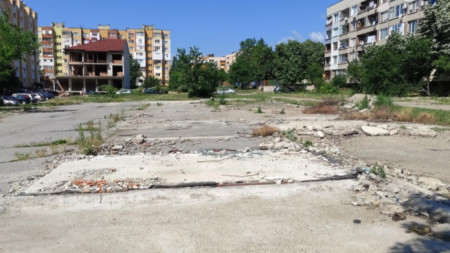 Освободените пространства от незаконните гаражи в Сливен ще бъдат заемани