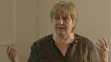 Слава Славчева