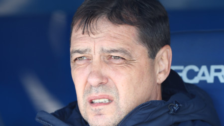 Петър Хубчев нямаше поводи за радост от мача Левски - Славия