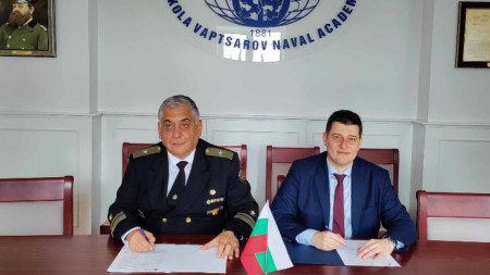 Боян Медникаров и Милен Митев  подписаха договор за дългосрочно сътрудничество.