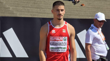 Никола Караманолов