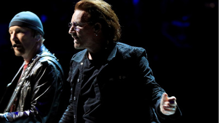 U2 на концерт в Испания през септември 2018