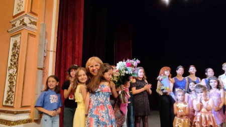 Концерт на Снежана Петкова и нейни възпитанички