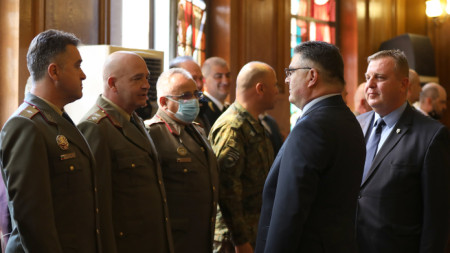 Министърът на отбраната Георги Панайотов от служебния кабинет на министър-председателя Стефан Янев встъпи в длъжност днес.