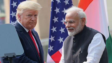 Доналд Тръмп с индийския премиер Нарендра Моди.