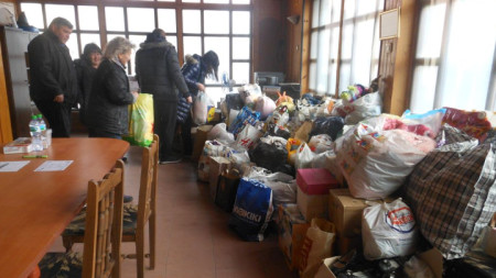 Само за два дни в Горна Оряховица събраха дарения за бедни деца в плевенското село Дисевица.