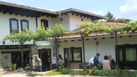 Къща за гости във Великотърновско.
Снимката е илюстративна