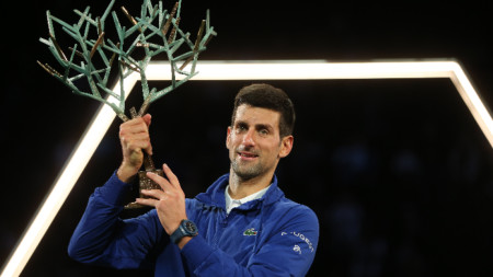 Новак Джокович триумфира на силния тенис турнир от сериите Мастърс