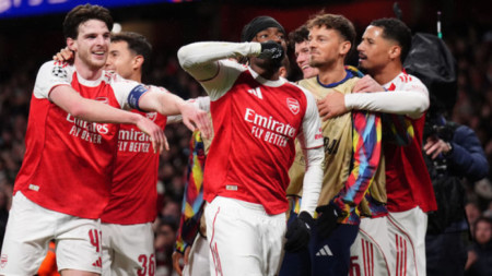 Арсенал нанесе първа загуба на Байерн (Мюнхен)