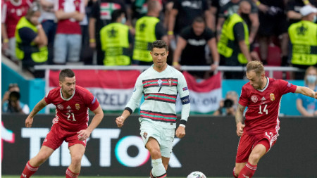 Европейският шампион Португалия започна по успешен начин защитата на титлата