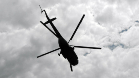 Открит е изчезналият тази сутрин селскостопански малък хеликоптер съобщават от