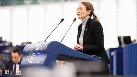 Цветелина Пенкова