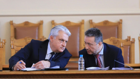 Главният прокурор Иван Гешев се охранява по три начина и