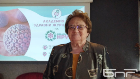 Проф. д-р Радка Аргирова - председател на Българското дружество по медицинска вирусология