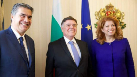 Среща на губернаторът на Чако - Капитанич с вицепрезидент на Република България Илиана Йотова