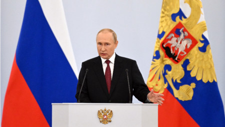 Президентът на Русия Владимир Путин обяви официално анексирането на украинските