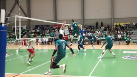 Берое победи с 3:2 гейма Слован (Братислава)