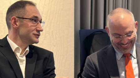 Георги Ангелов (вляво) и Калоян Стайков на представение от ИПИ свой алтернативен бюджет. 