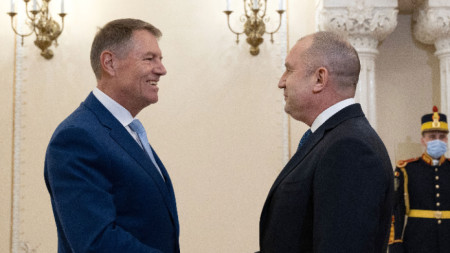 Президентите Йоханис и Радев разговарят в Букурещ - 15 март 2022 г.
