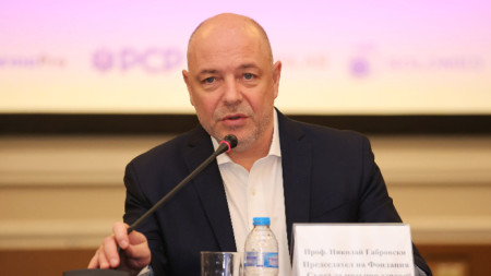 проф. Габровски 