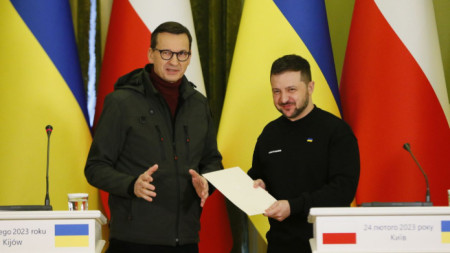 Президентът на Украйна Володимир Зеленски и премиерът на Полша Матеуш Моравецки в Киев, 24 февруари 2023 г.