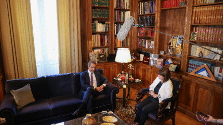 Кириакос Мицотакис с президента Катерина Сакеларопулу, 26 юни 2023 г.