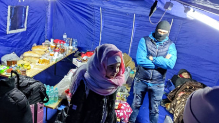 Мобилни екипи на Държавната агенция за бежанците са в Бургас