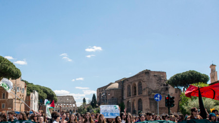 Протест в Рим