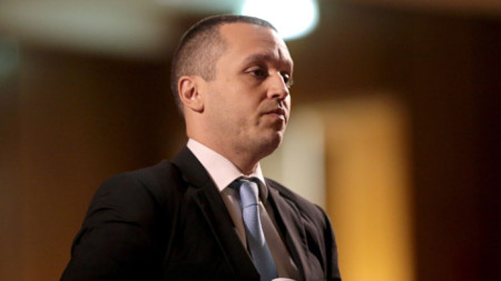 Илия Касидиарис, осъден за участие в престъпна организация, е реалният лидер на новата партия 