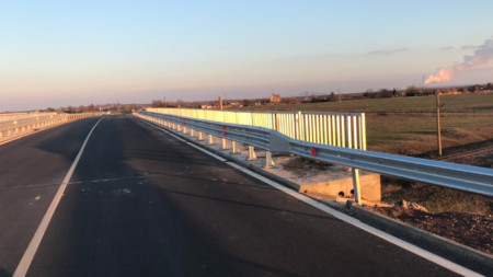През април 2019г. бе завършена рехабилитацията на 38,9 км от път ІІ-57 Стара Загора - Раднево в областите Стара Загора и Сливен, като за целта бяха инвестирани близо 27 млн. лв., 22 млн. от тях бяха европейско финансиране. 