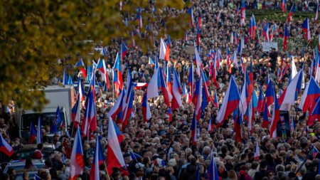 Антриправителствена демонстрация в Прага за Деня на независимостта на Чехия