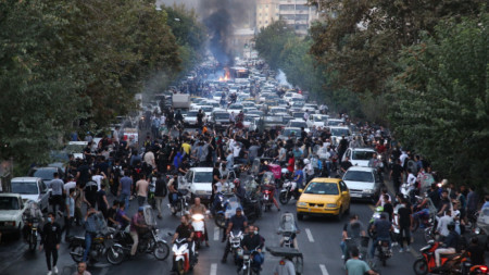 Сблъсъци на протест в Техеран заради смъртта на 22-годишната Махса Амини, 21 септември 2022 г.