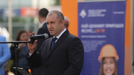 Президентът Румен Радев смята че лидерът на ГЕРБ Бойко Борисов