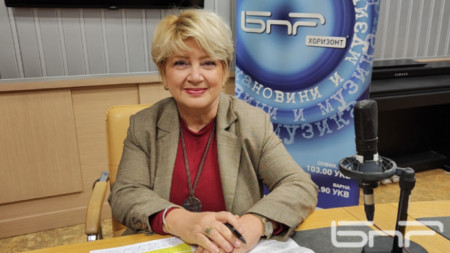 E.S. Doamna Brânduşa Ioana Predescu. Ambasador Extraordinar și Plenipotențiar al României în Republica Bulgaria