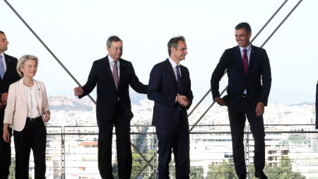 Лидери на държавите от Средиземноморието обсъждат в Атина предизвикателствата пред