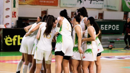 Отборът на Берое остава непобеден до момента в първенството по баскетбол за жени